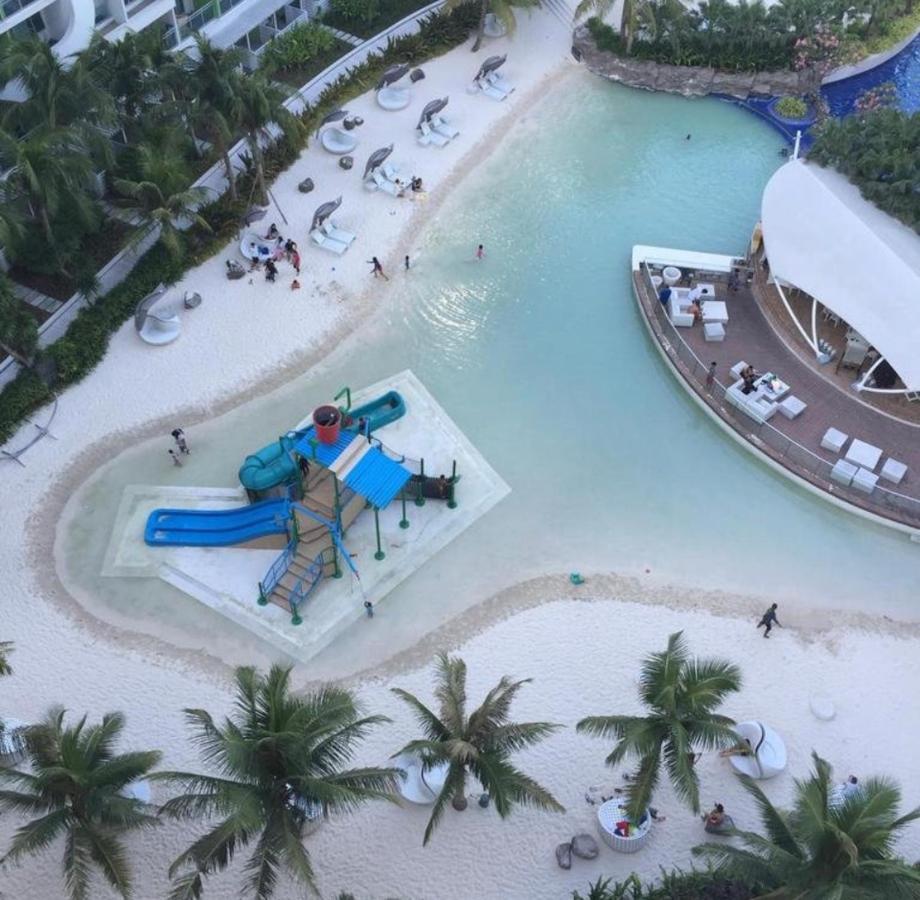 Azure South - Wave Pool - Heart Of The City Paranaque City Exterior foto