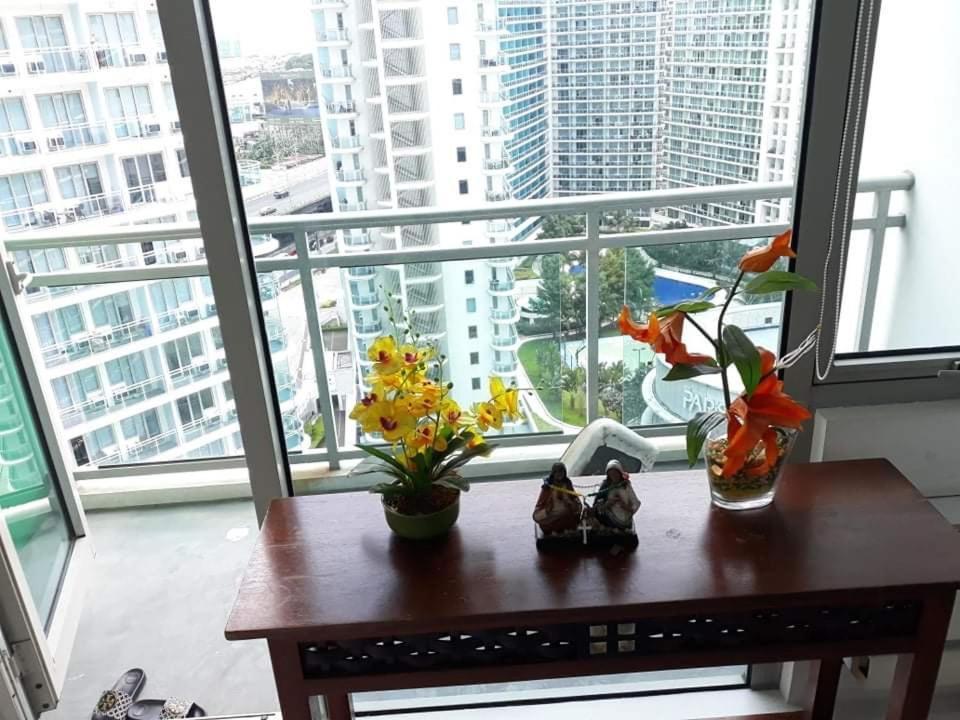 Azure South - Wave Pool - Heart Of The City Paranaque City Exterior foto